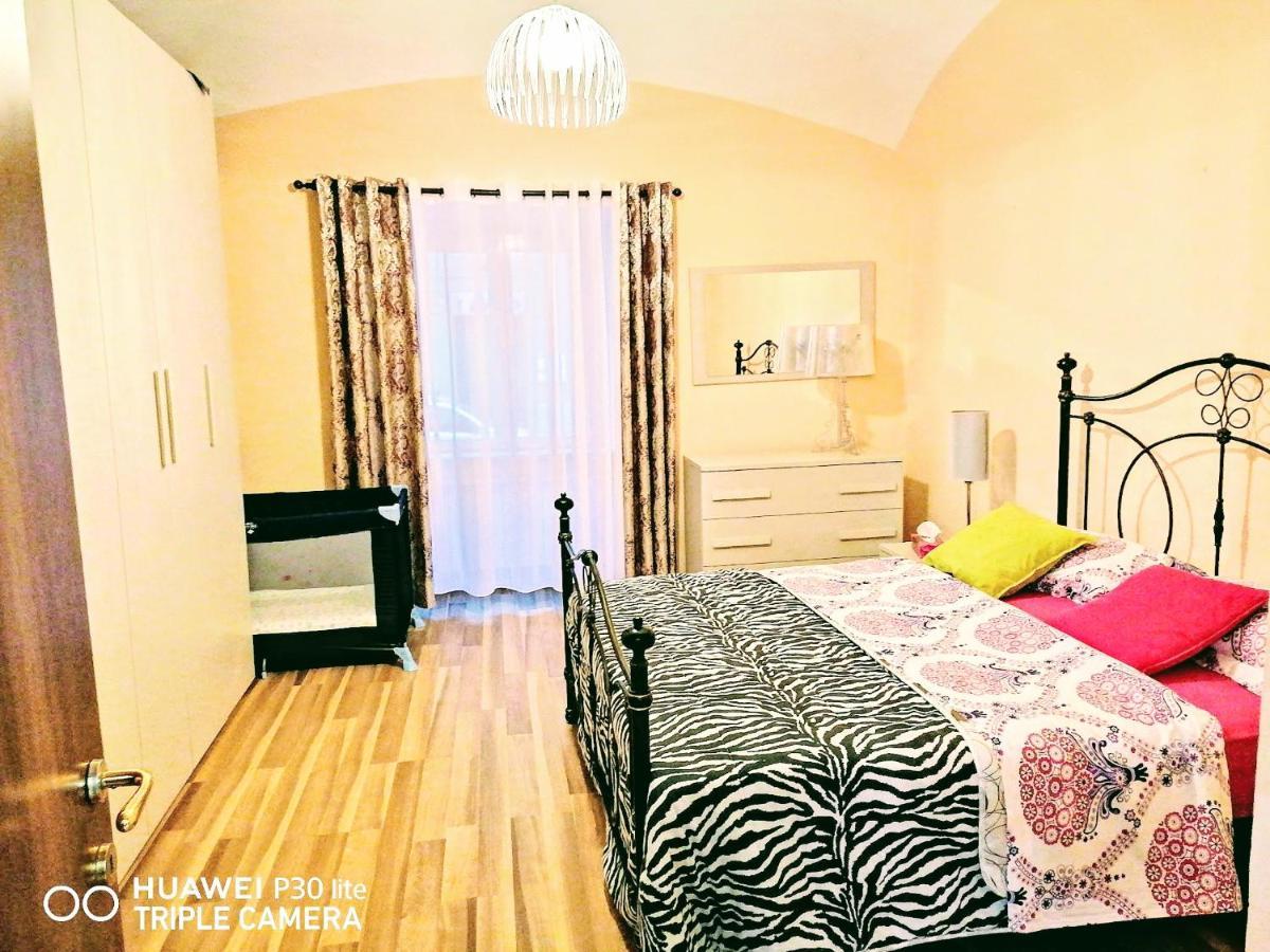 Appuntamento Al Porto Villa Savona Ngoại thất bức ảnh