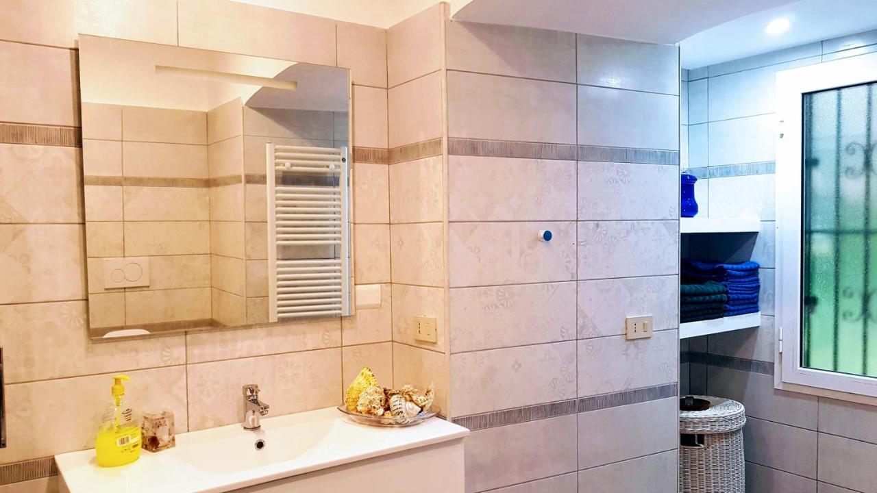 Appuntamento Al Porto Villa Savona Ngoại thất bức ảnh